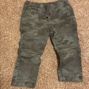Camouflage pants